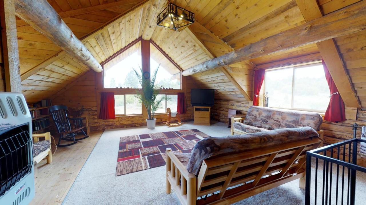 Canyon View Family Cabin, Deck, Tv Room, Games, Bbq, Campfire Monticello Exterior foto